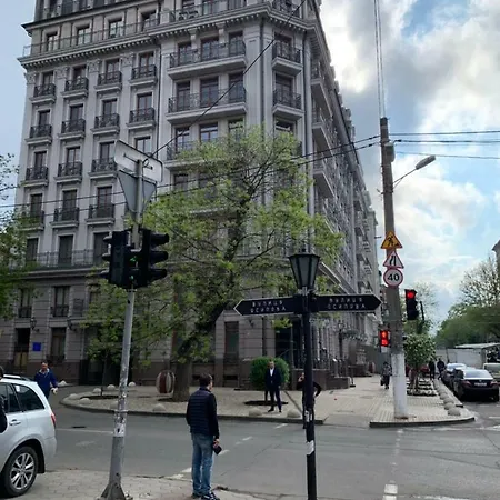 Bolshaya Arnautskaya *