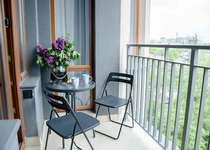 Bolshaya Arnautskaya Apartment *