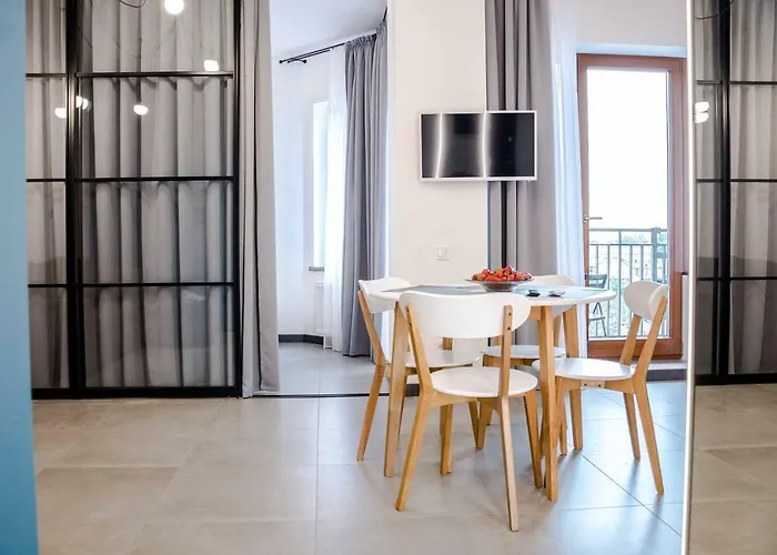 Bolshaya Arnautskaya *