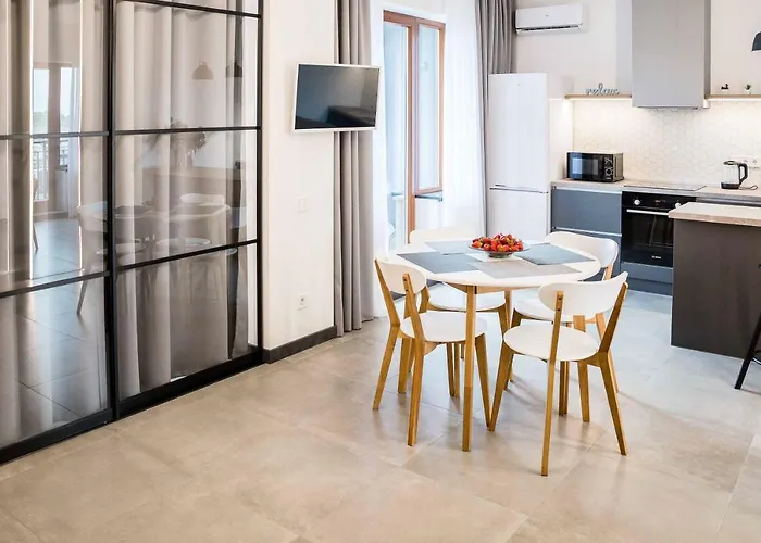 Apartment Bolshaya Arnautskaya *