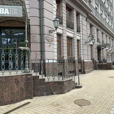 Bolshaya Arnautskaya *